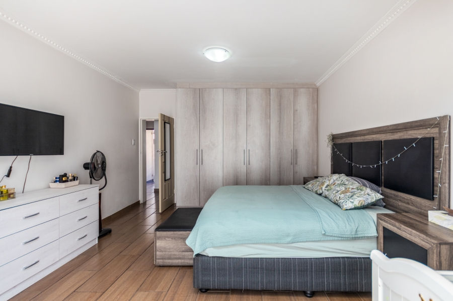 To Let 3 Bedroom Property for Rent in Rondebosch Western Cape